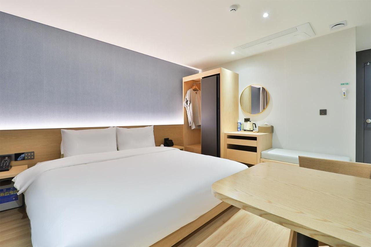 Custom Hotel Ulsan Exterior photo